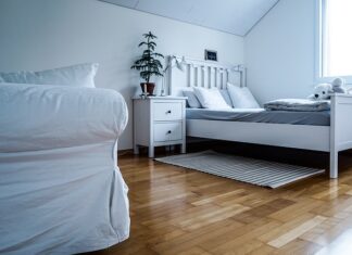 Komoda w sypialni? Sprawdź jak ją wkomponować komoda sypialnia