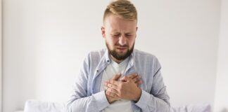 Jakie są objawy uszkodzonej poduszki skrzyni?